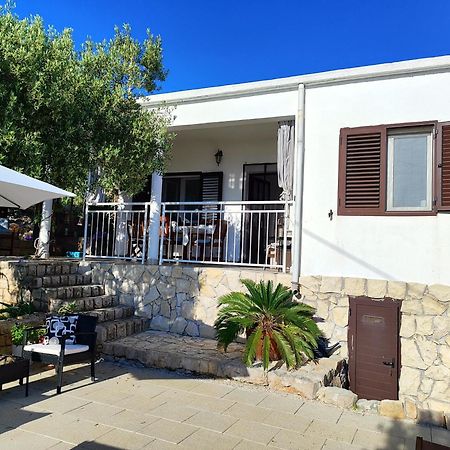 Weekend House Olive Garden Villa Donje Selo na Šolti Eksteriør bilde